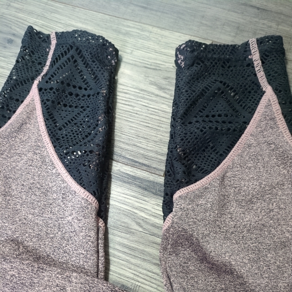 Bundle Size M Activewear Leggings. Sam Edelman and Tahari - Picture 7 of 10